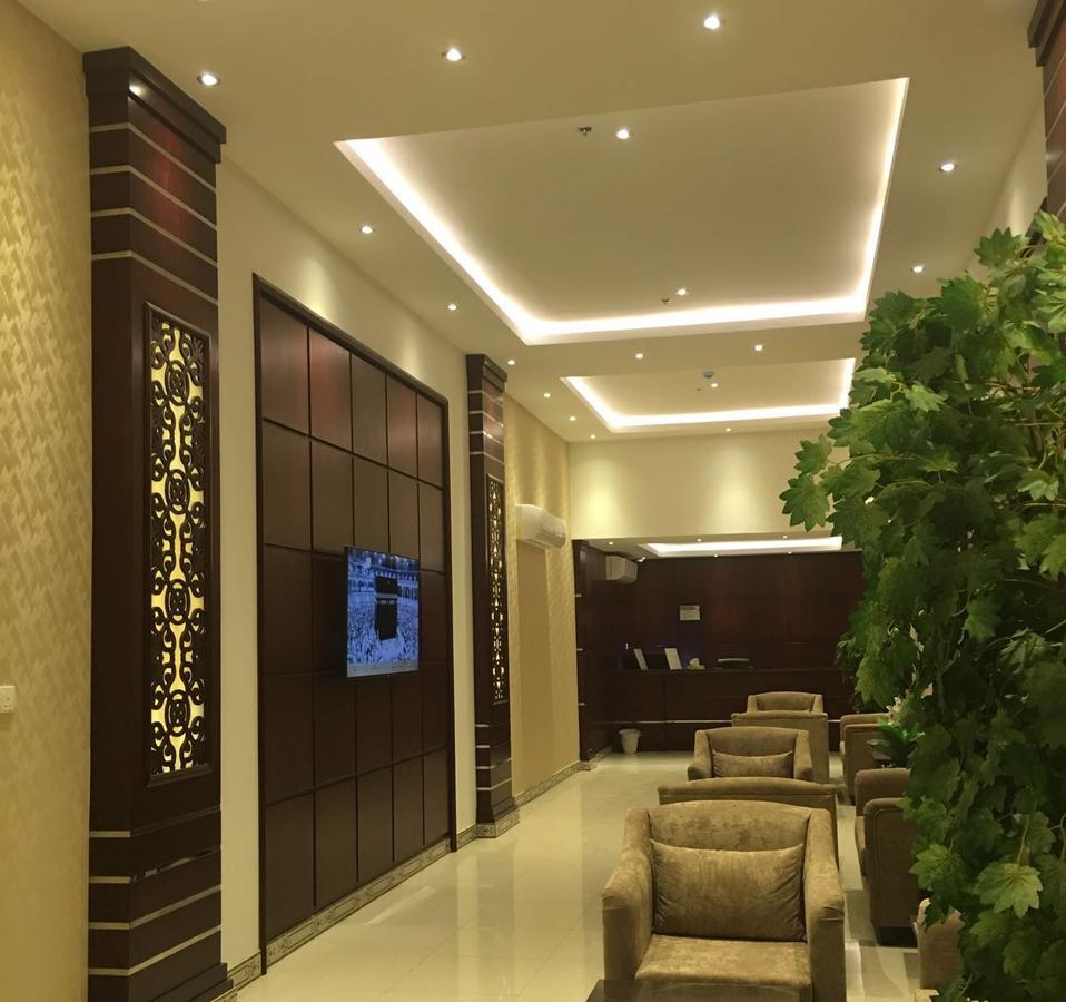 Raha Suites Дамам Екстериор снимка