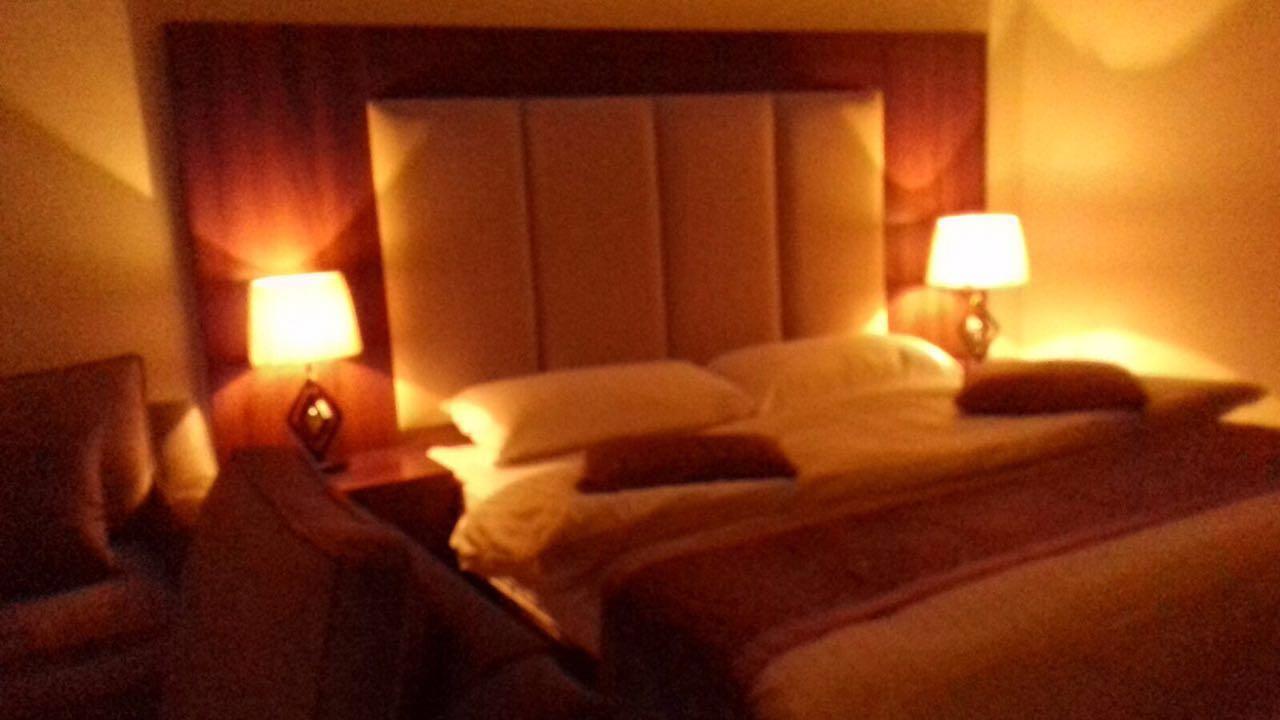 Raha Suites Дамам Екстериор снимка